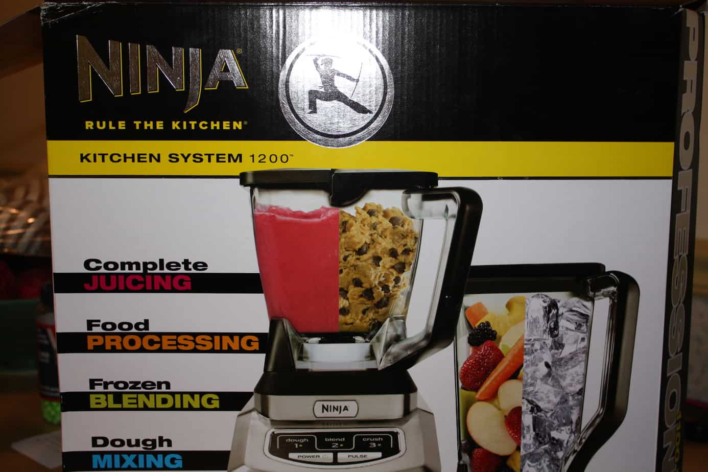 NINJA Kitchen System Blender Model BL700 30 with Pitcher and