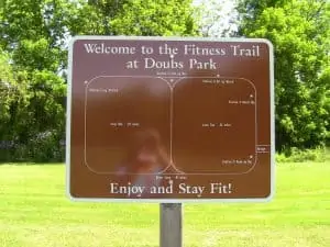 2 walking trails within one big loop