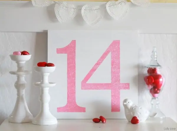 The 7 Best DIY Home Decor Ideas For Valentine's Day!