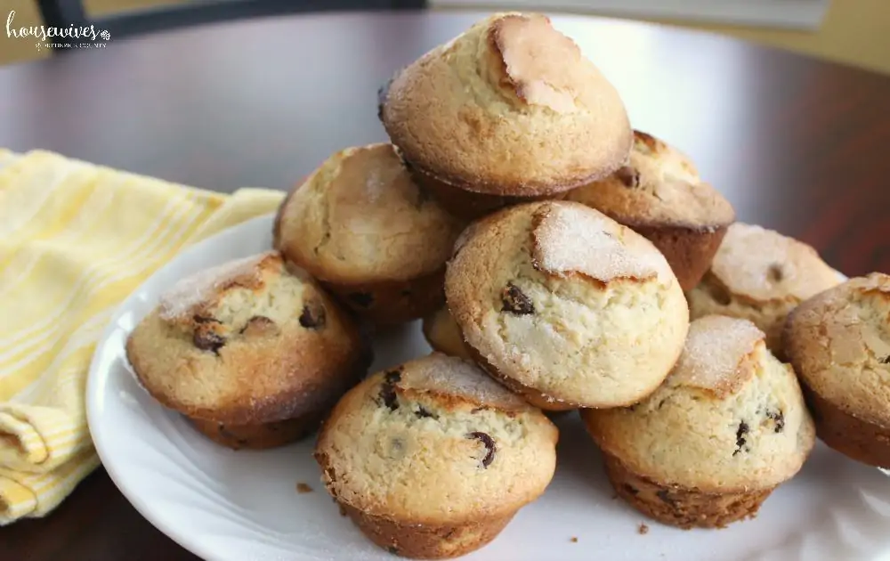 Easy Chocolate Chip Walnut Cookie Muffins