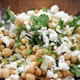 Healthy Chickpea Salad That Will Make You Happy