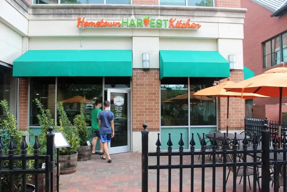 7 Reasons You Need To Eat at the New Hometown Harvest Kitchen