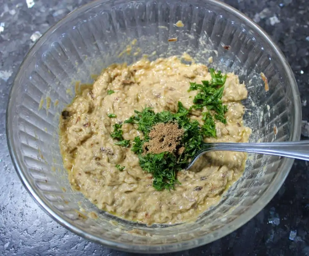 Baba Ganoush Recipe: A Healthy, Low Carb Mediterranean Spread