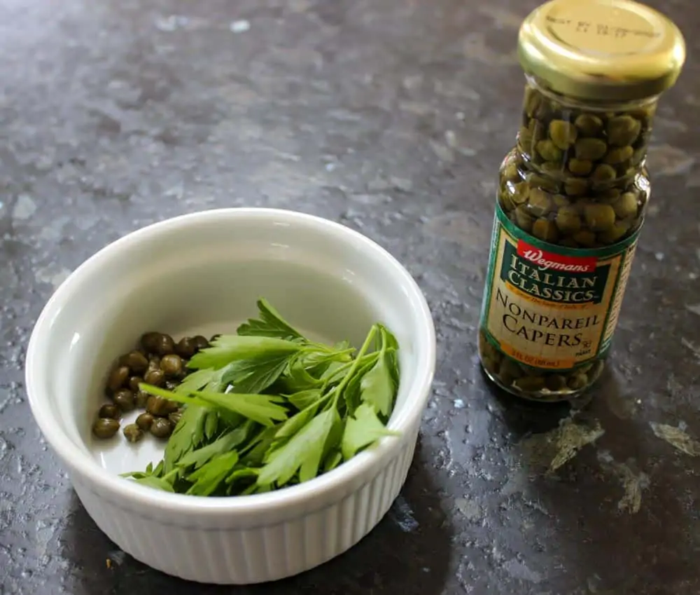 Capers & italian parsley