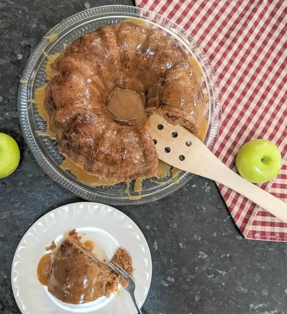 Old Fashioned Fresh Apple Cake Recipe