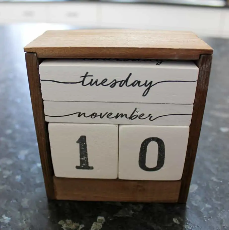 Decocrated Winter Box 2020 - Home Decor Subscription For Every Season
