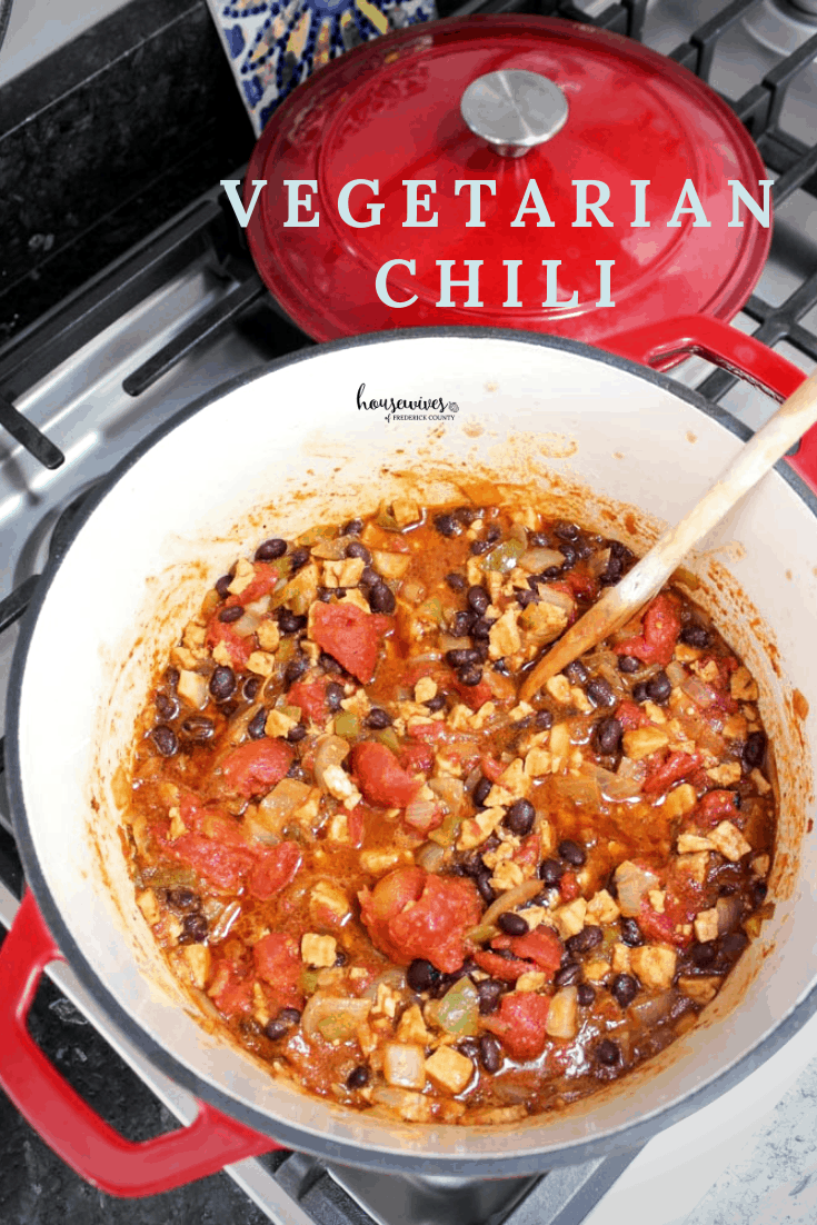 Simple Vegetarian Chili Recipe with Tempeh - Housewives of Frederick County