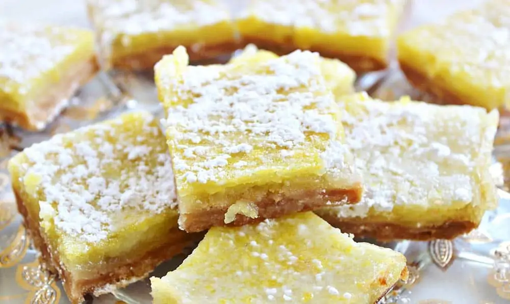 Healthy Lemon Bars Recipe with Pine Nut Crust: 5 WW SmartPoints