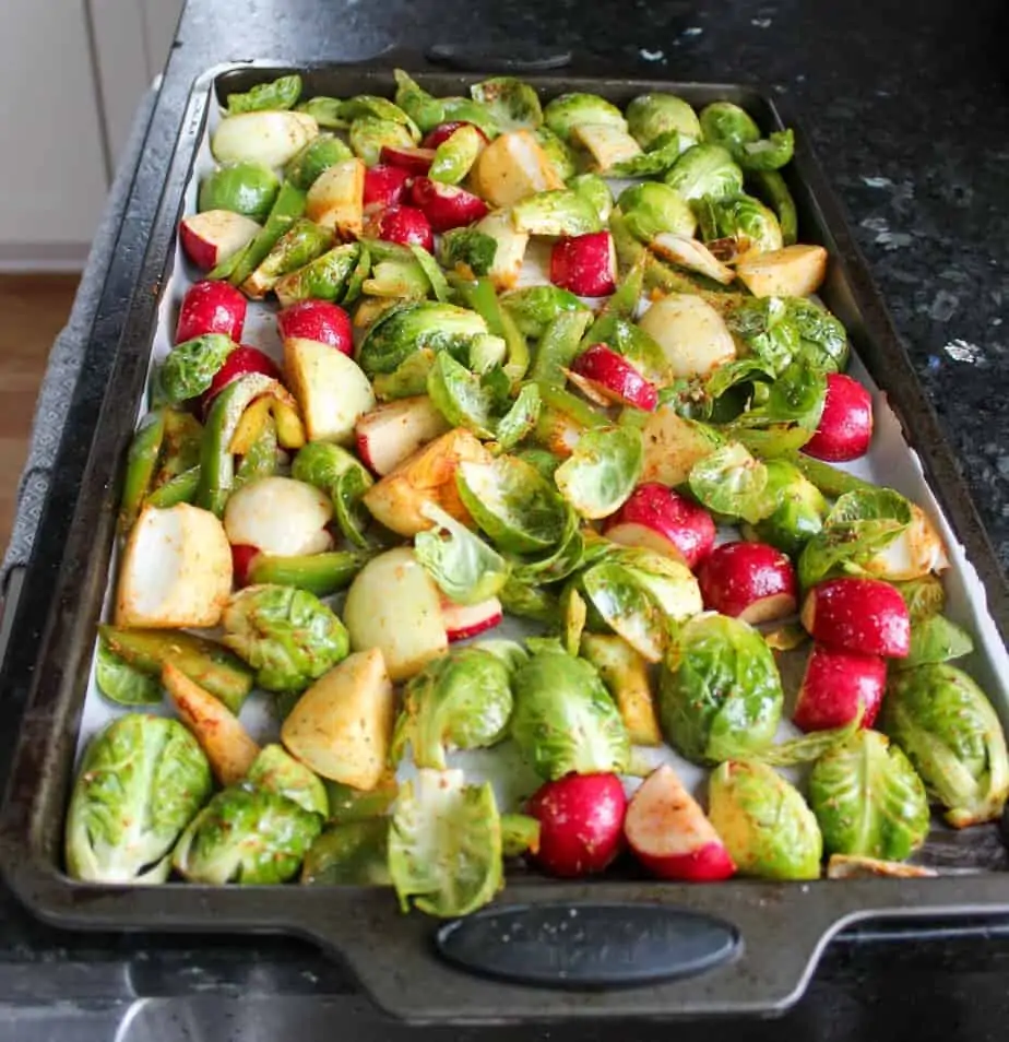 Easy Sheet Pan Sausage and Veggies