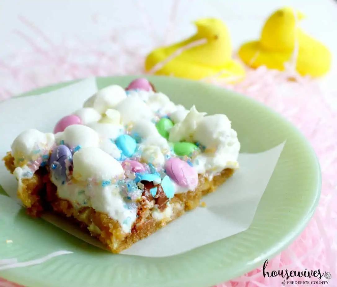 Easter Blondies with M&M's and Marshmallows