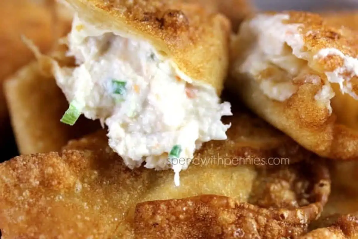 A photo of the crab rangoon. 