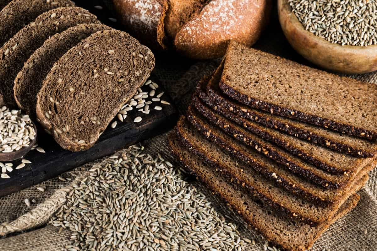 Rye Bread - What to serve with crab dip