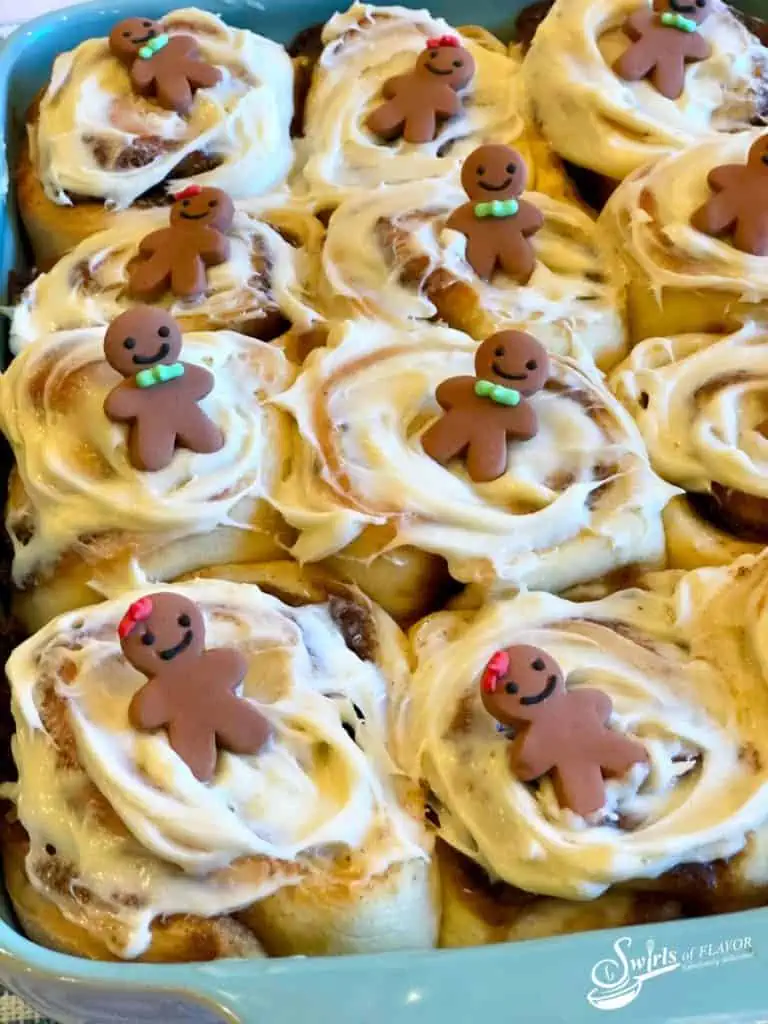 Gingerbread Cinnamon Rolls