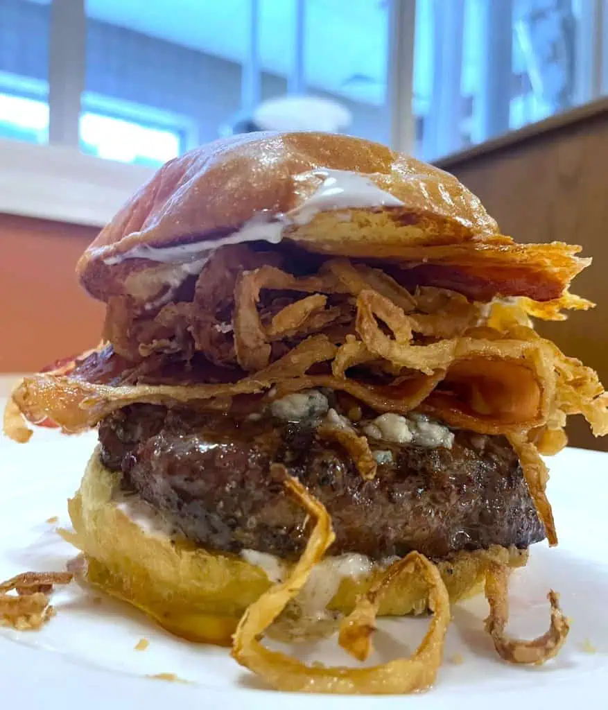 Brewer's Alley Burger