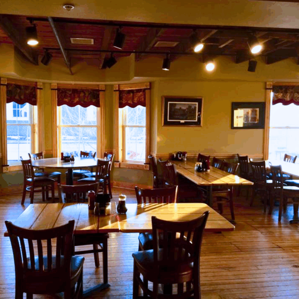 Mount Airy Inn Free Party Room