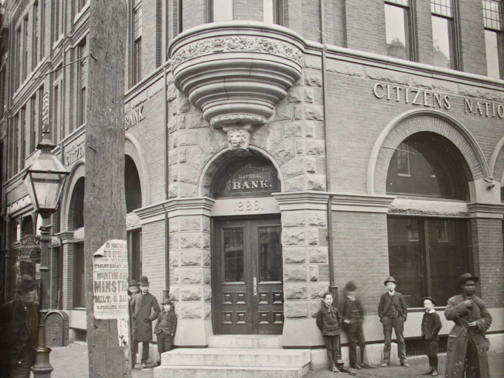 Black and white picture of Citizens National Bank in Downtown Frederick in early 1900s