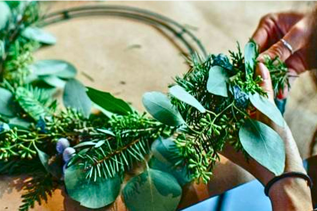 Handmade foraged wreath workshop at Fox Haven Farm in Jefferson Maryland